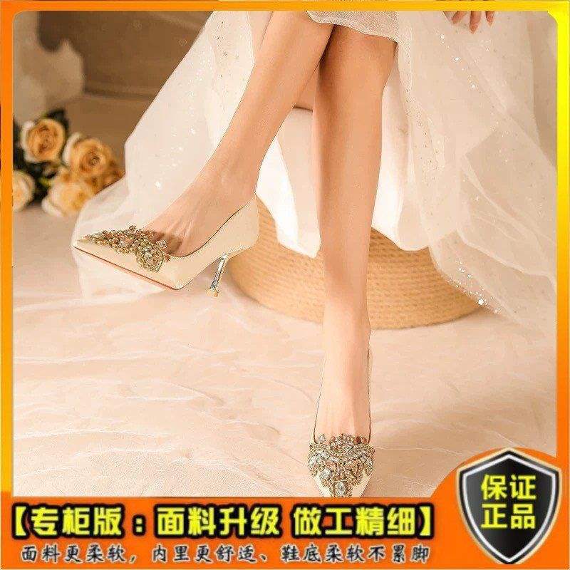 Leichte Satin-Hochzeitsschuhe 2025 neue Brautschuhe Haupt-Hochzeitskleid Show Heliang-Kleidung Verlobung High Heels Damen Stiletto