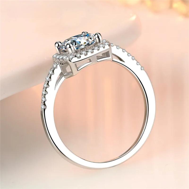 Silver 925 Platinum Plated 1-3 Carat Mozanstone 4 Claw Square Bag Birthday Ring Classic High Wedding Party Jewelry Woman Gift