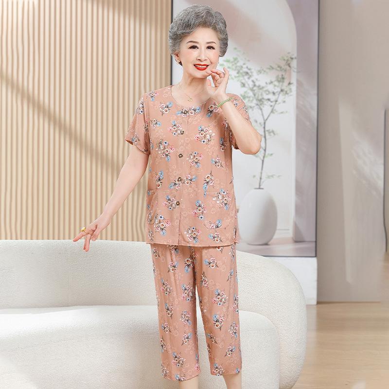 Grandma's Summer Cotton Silk Set: Women's Middle-Aged Short Sleeve Cardigan Two-Piece for 70-Year-Old Moms