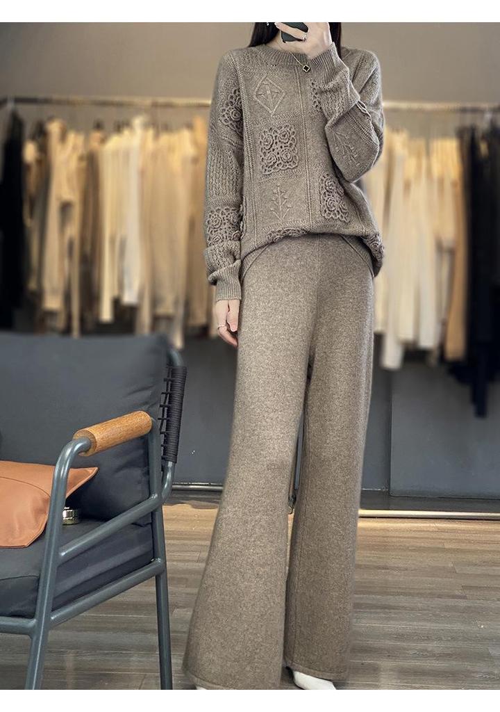 2025 Autumn/Winter Women's Loose Crochet Sweater, 100% Australian Wool, Low Round Neck, Trendy Korean Lazy Style