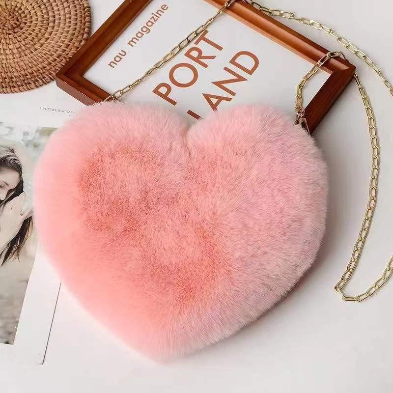 Love bag new Valentine's Day chain plush heart-shaped bag women's oblique span bag peach heart-shaped love little girl chain bag