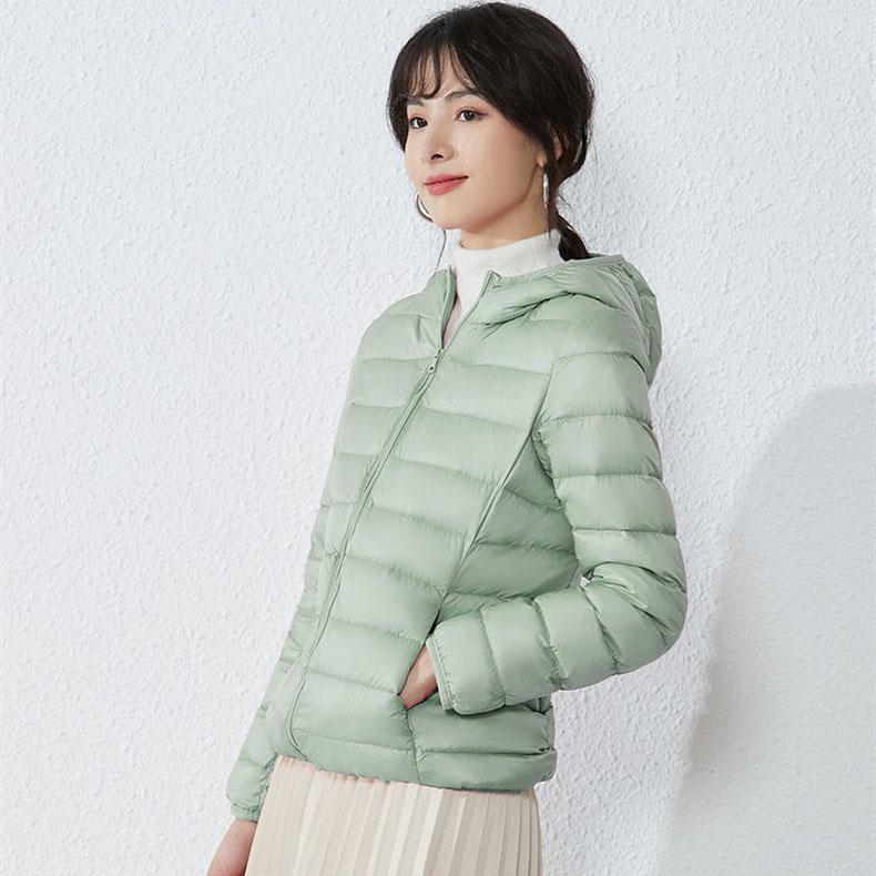 

Пуховик женский легкий короткий с капюшоном осень-зима белый утиный пух теплая куртка XXS зелёный