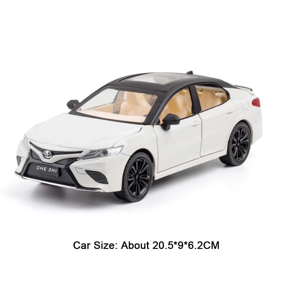 Scale 1:24 Vellfire Carmy Model Car Toy Metal Diecast Music Light Pull Back Models Toys Doors Opened Vehicle Kids Ornaments Gift