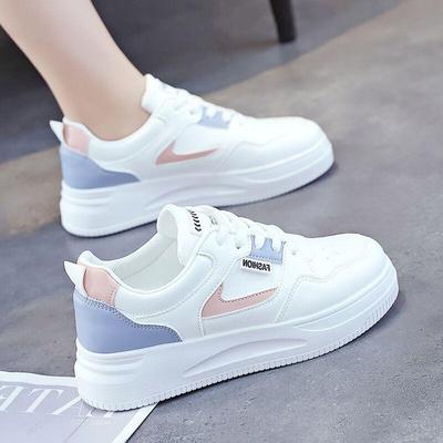 Neue All-Match-Sportschuhe für Damen im koreanischen Stil mit runder Spitze, flach, weiß, mit dicker Sohle, 2025