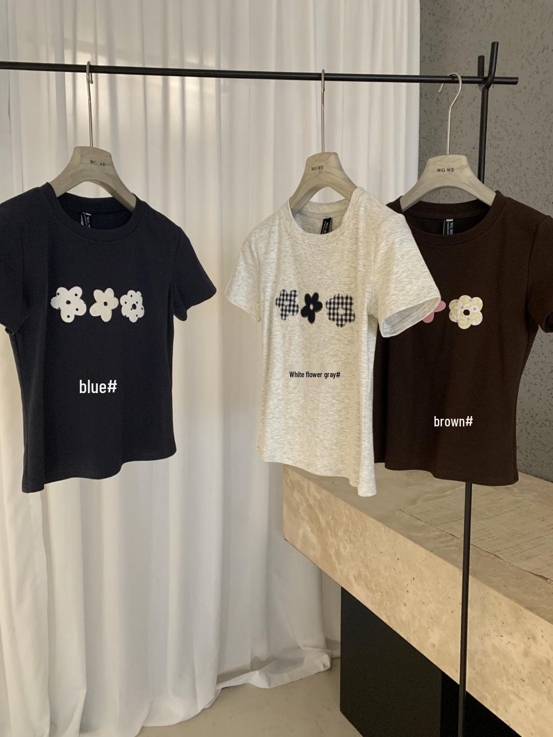 Guangzhou Thirteen Hong Women s Petite Slim-Fit Embroidered Floral Short-Sleeve T-shirt - Spring/Summer New Arrival Medium