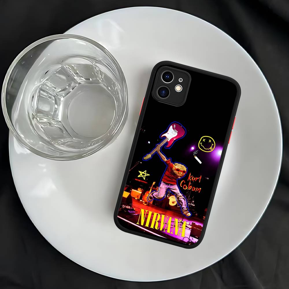 N-Nirvanaes Rock Band For IPhone 16 15 14 11 12 13 Pro Max Plus X XS MAX Matte Soft Back Phone Cover Case