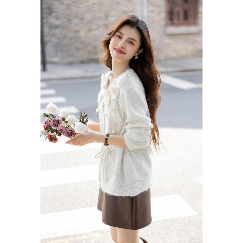 Moka Na 3D Floral Fluffy Knit Sweater