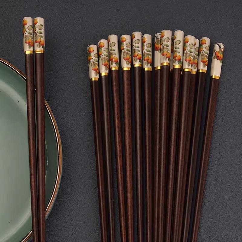 Hochwertige antibakterielle Essstäbchen aus Massivholz - Silvester & Chinesisches Neujahr, Schimmel- & Hitzebeständig, Kostenloser Versand