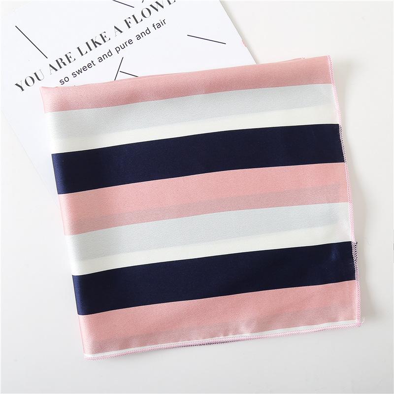 50 * 50cm İlkbahar Ve Sonbahar İpek Eşarplar Çok Yönlü Dekorasyon Profesyonel Küçük Kare Eşarplar Boyun Koruma Bağlama Çantası