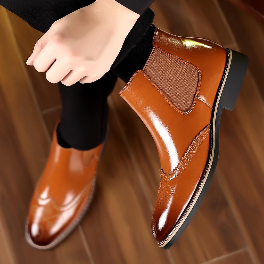 High Quality Men Boots Classic Hand Carved Brogue Boots British Style Casual Leather Booties Luxury Brand Chelsea Boots for Men