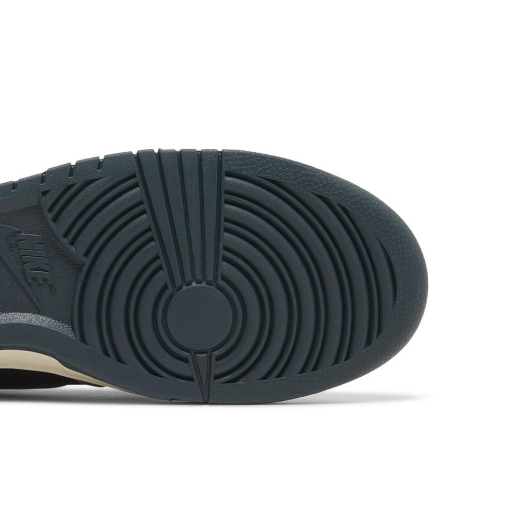 Nike Dunk High Premium 'Faded Spruce' (Unisex) Black / Black / Light Cream / Faded Spruce Skateboard Shoes DQ7679 002
