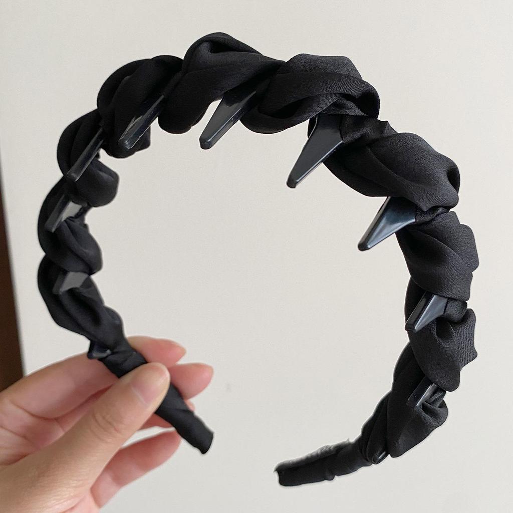 Luxury Rhinestone Star & Butterfly Non-Slip Headband for Women 2025 - Perfect for Outings and Hair Control