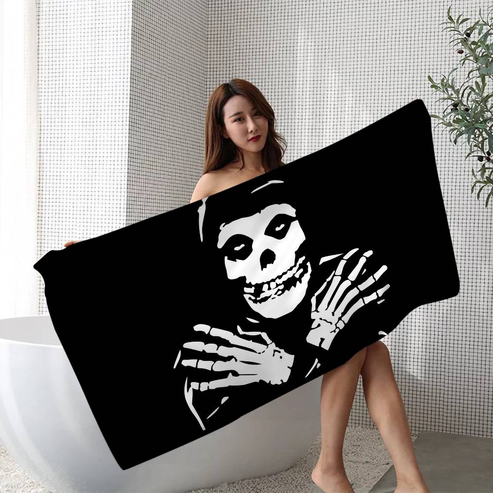 Punk Band M-Misfits Bath Towel Microfiber Soft Water Absorbing Breathable For Girl Kids Decorative Cartoon Beach Towel
