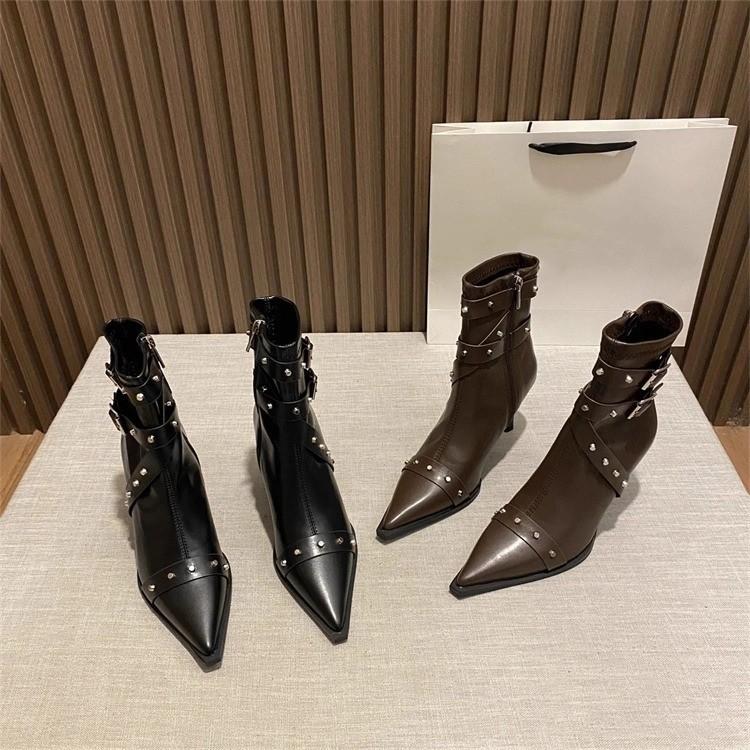 Vintage high-heeled babes pointed willow nails belt buckle knight boots 2025 autumn new versatile sexy thin short boots