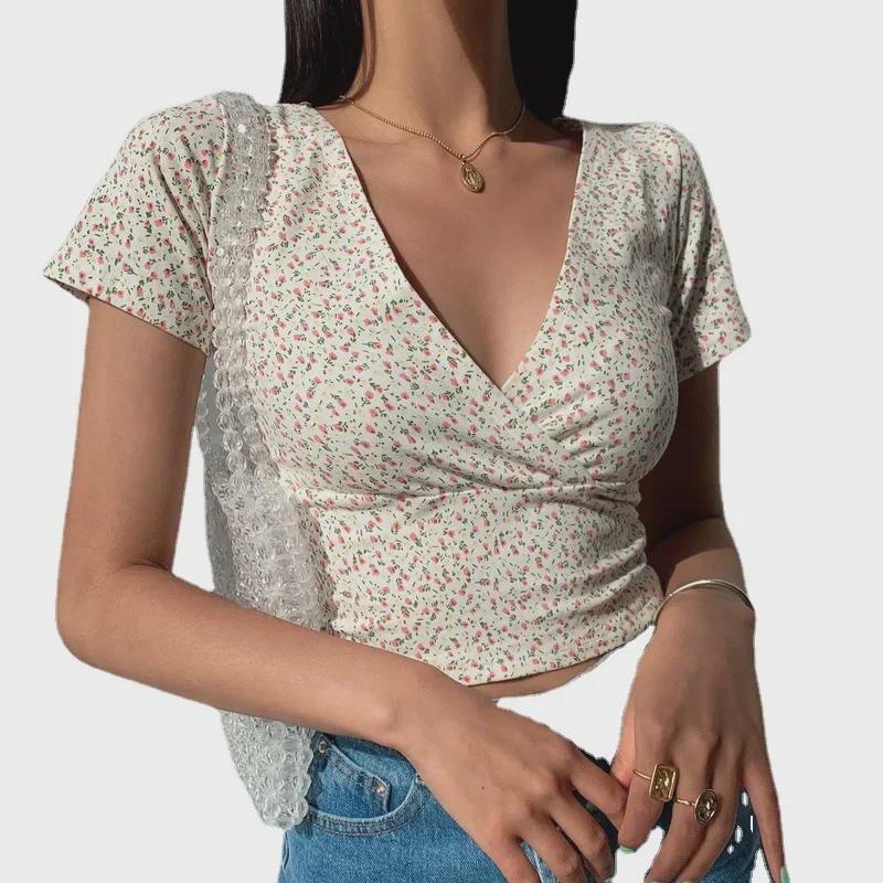 Women's 2024 Summer Retro Floral V-Neck Crop Top