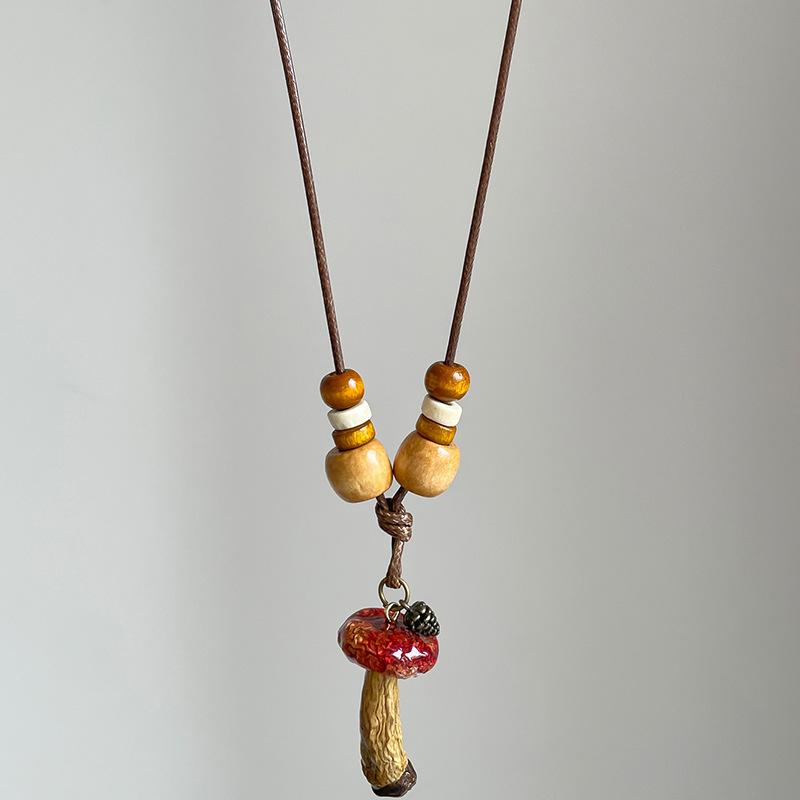 Personalized creative wooden beads beaded mushroom pendant necklace cartoon cute sweater chain niche design sense collarbone chain female