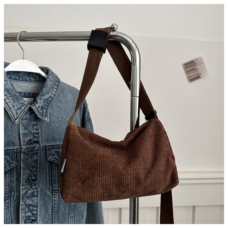 

Вельветовая однотонная большая вместительная простая трендовая подвеска повседневная сумка через плечо для женщин