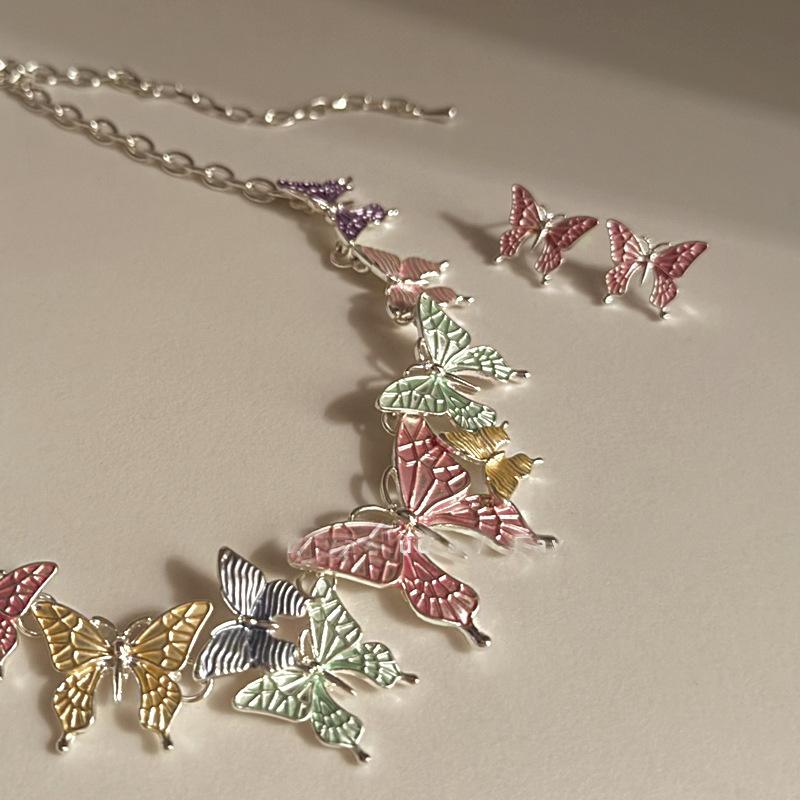 

Spray paint colorful butterfly pendant necklace super fairy summer dopamine collarbone chain niche design personalized exquisite item