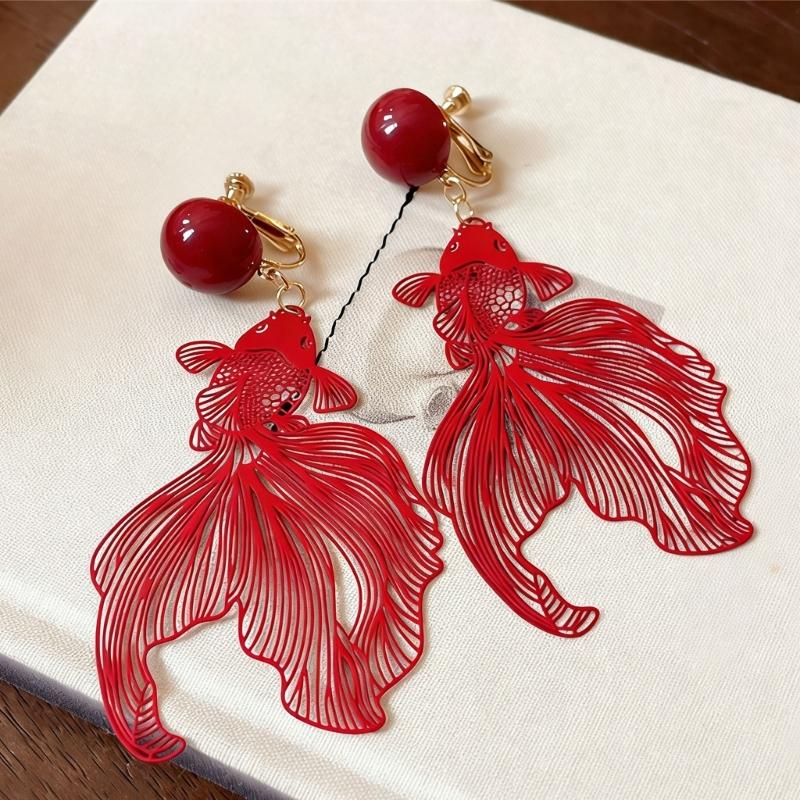 No Piercing Fish Hollow Ear Clips Round Acrylic Material Ear Accessory Secure Hold Comfortable for Long Term Wear