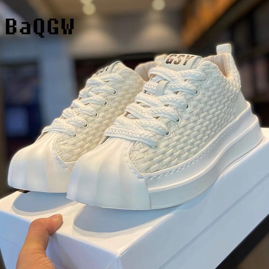 Fashion Designer Striped Patchwork Breathable Shoes Man Fashion Soft Lightweight Skateboard Sneakers Retro Camel Summer Shoes Trend 2024