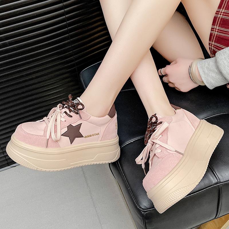 Thick-soled Ugly Cute Pentagram Board Shoes Women's 2025 Spring New Lightweight Heightening Bread Shoes Pair of Shoelaces Muffin Casual
