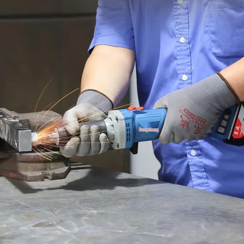 Dongcheng 20V Cordless Rotary Tool CN plug (adapter included)