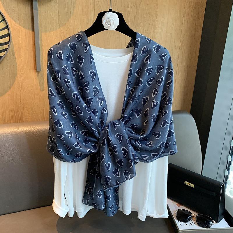 

Зимний милый шарф из вискозы с бахромой и рисунком сердечек, хлопковые шали для женщин, идеально подходит для путешествий, повседневный мусульманский хиджаб 180*90 см