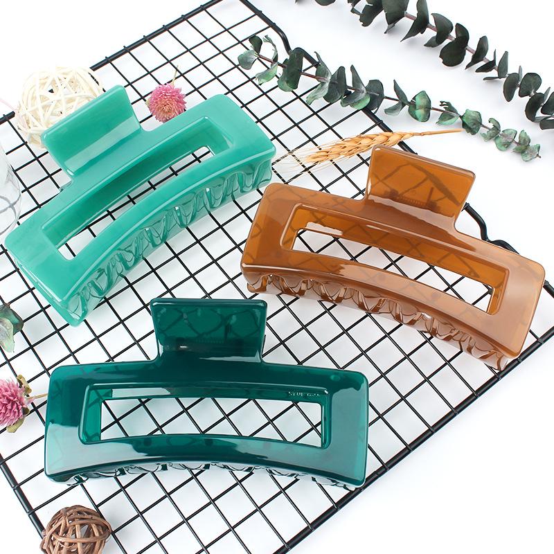 

Retro Large Green Square Claw Hair Clip - Fresh and Bright Design серый
