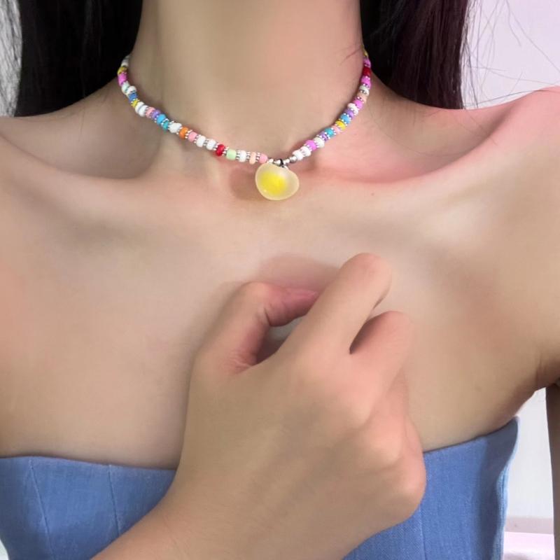 Cute Heart Bead Necklace Heart Charming Choker Chain Jewelry Girls Teen Eye-catching Snake Bone Chain Bowknot Necklace