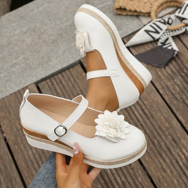 Thick-soled Fashion Casual Single Shoes Women's Flower Bag Head Belt Buckle Hollow Wedge Heel Large Size Single Shoes