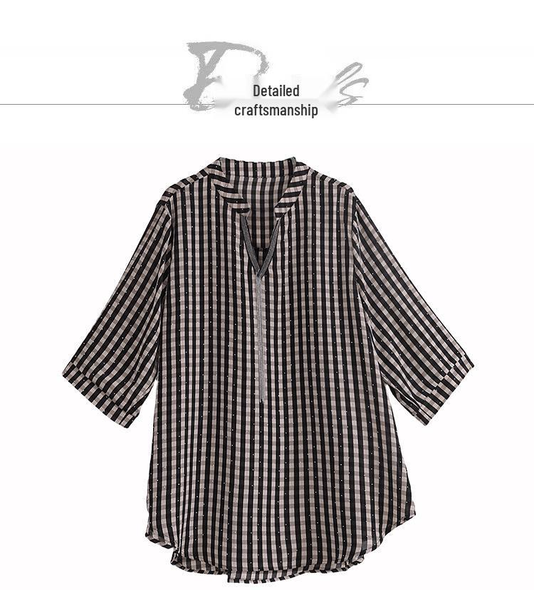 Letnia Damska Koszula w Paski Plus Size - Stylowa dla Krągłych Dziewczyn - z Błyszczącymi Cyrkoniami
