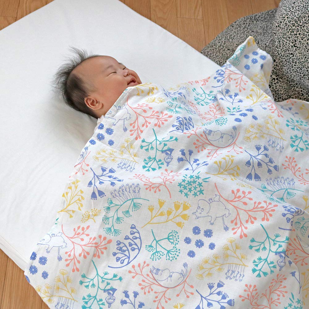 Moomin Multi-Gauze Blanket, Made In Japan, Double-Ply Gauze, Swaddle, Nursing Cover, Lap Blanket, 100x100cm (White)