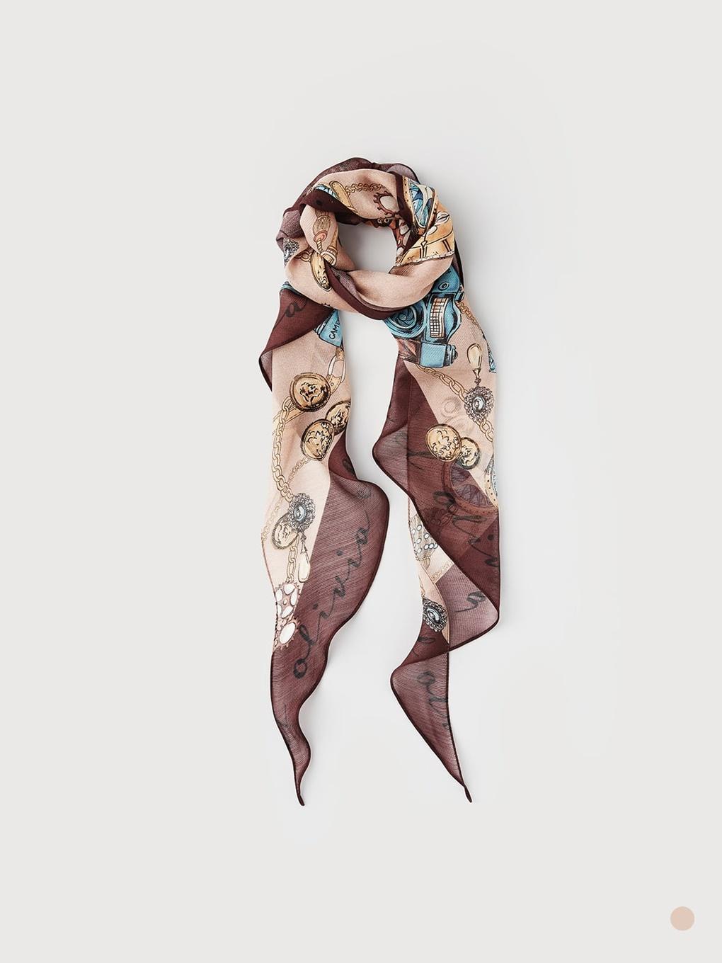 Logo Chain Triangle Scarf_VYCXF4Z7421 NC Jungangno Station Branch beige