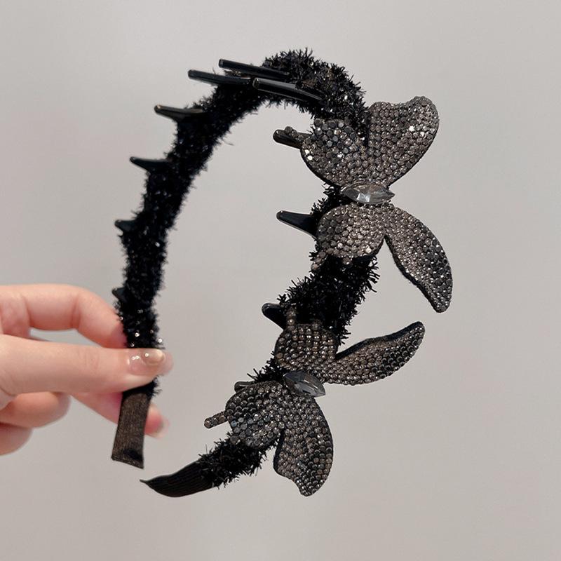 

Элегантная повязка на голову с бриллиантовой бабочкой 2025: Гребень с высокими зубьями для умывания лица и укладки