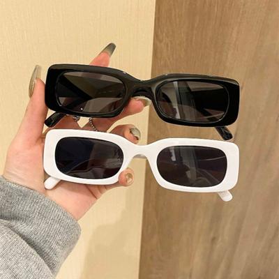 2 STÜCK Mode Kleine Quadratische Sonnenbrille lässig Y2K Wind Retro Mode Brille Sommerurlaubsbrille Damen