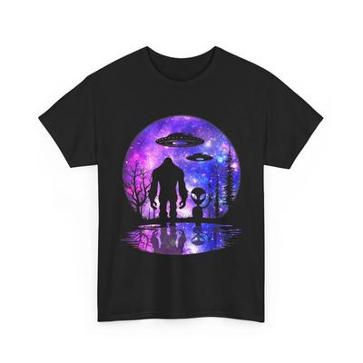Bigfoot with Alien Moon UFO Flaying Saucer Alien Bigfoot Lovers T Shirt
