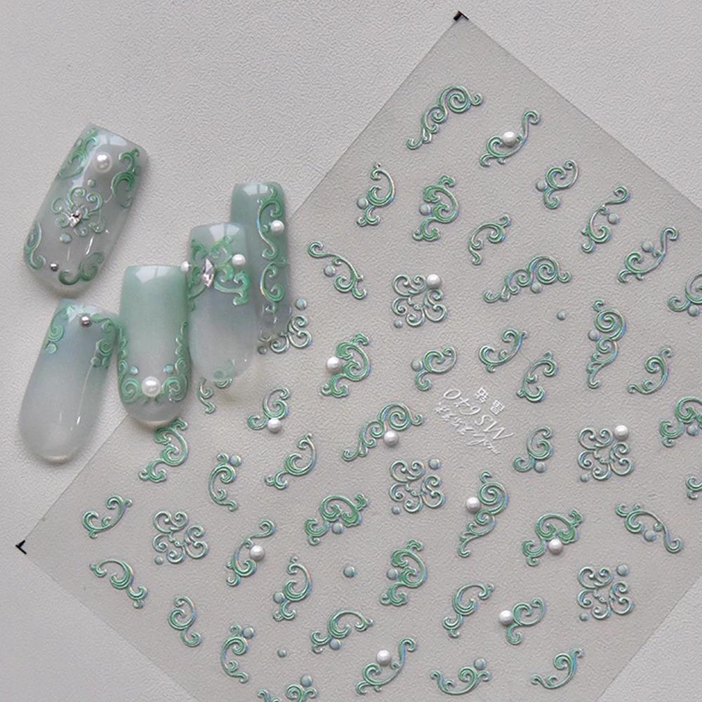 Oriental Blue and White Porcelain Nail Art Sticker Delicate Gold Outline Floral Nail Art Chinese Vintage Ceramic Manicure Decal