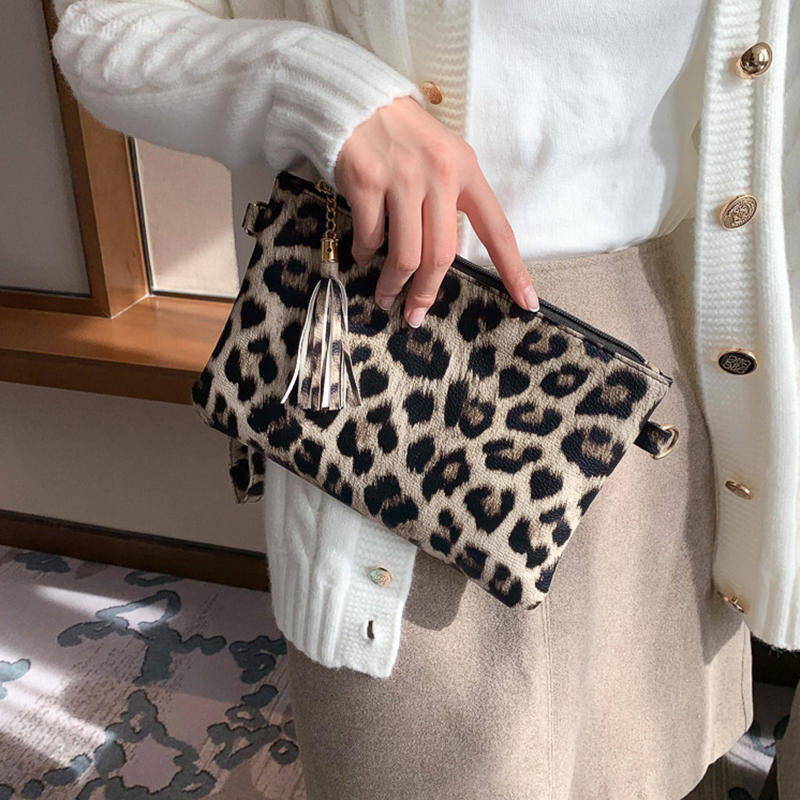 Women Clutch Bag Leopard Print Long Wallets Female Fashion Design PU Leather Wallet Messenger Bag Ladies Elegant Handbag Change Key Case