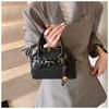 New retro small bag, interpretation of high fashion style!