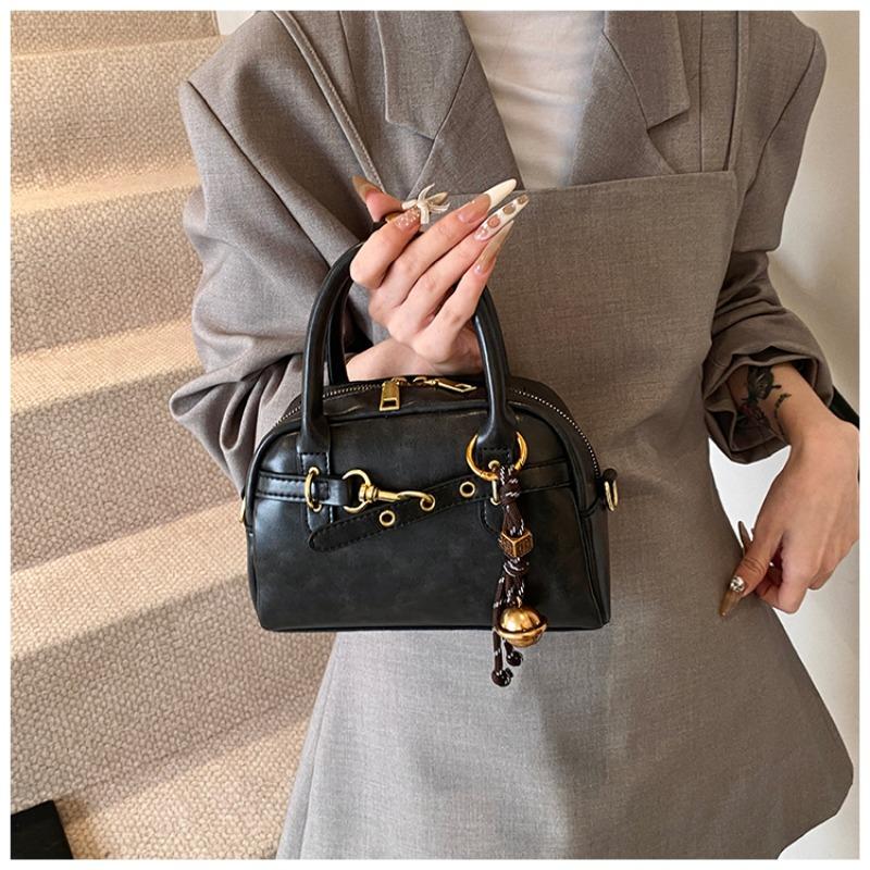 New retro small bag, interpretation of high fashion style!