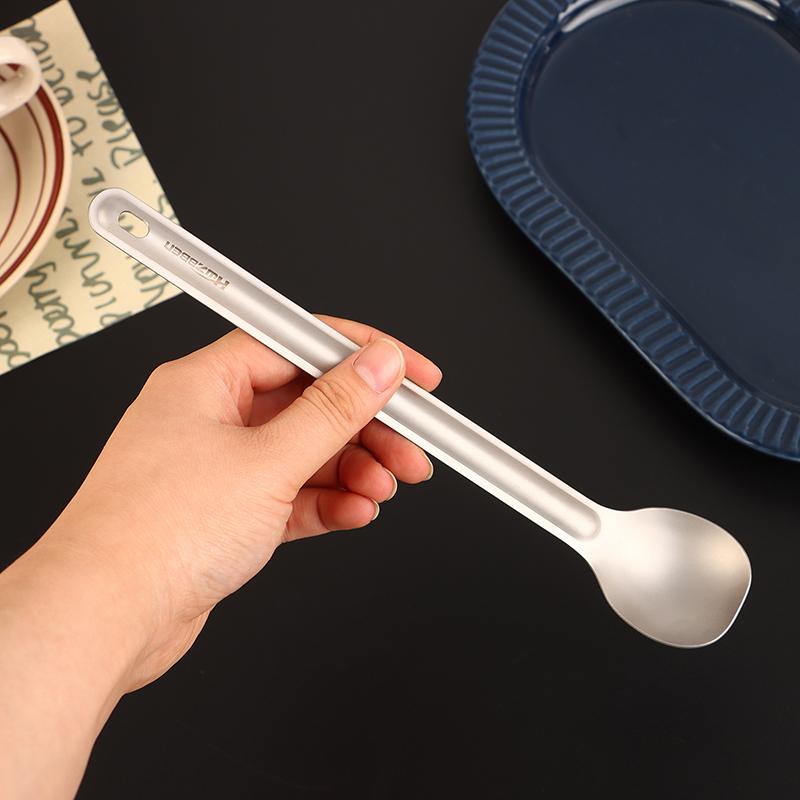 Cuillère à long manche pour le camping Acier inoxydable léger Résistance à la corrosion Spork/cuillère Portable Pique-nique Camping Vaisselle pour le dîner