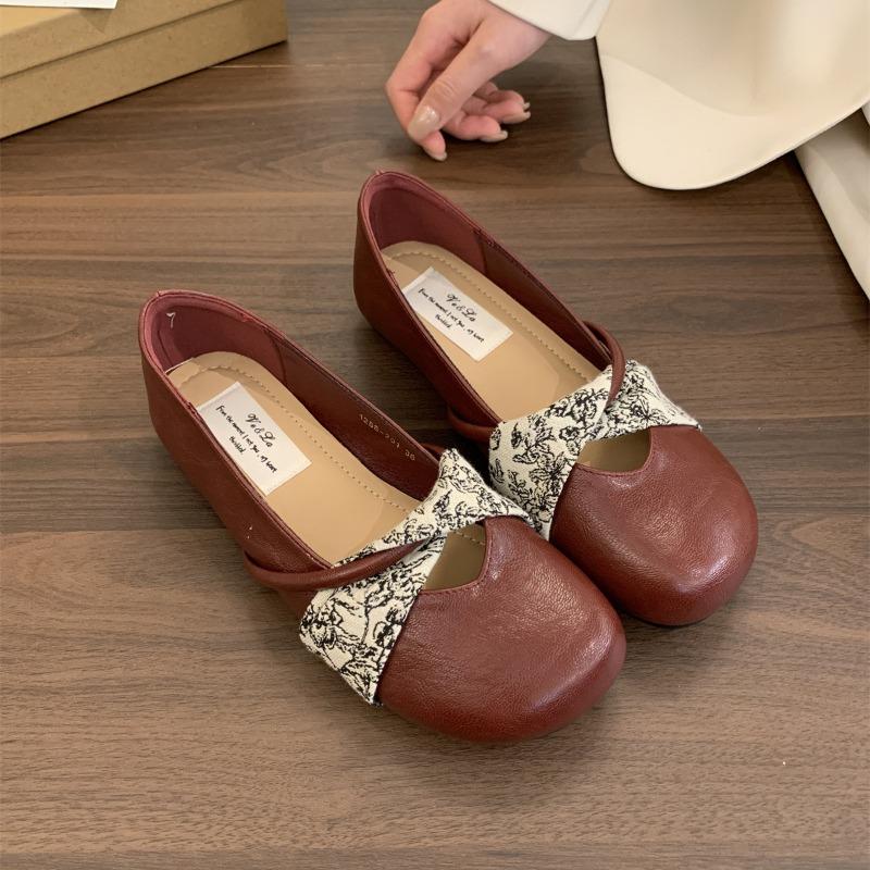 Shallow single shoes women's new summer and autumn one-pedal ballet style Mary Jane evening small leather shoes Doudou shoes
