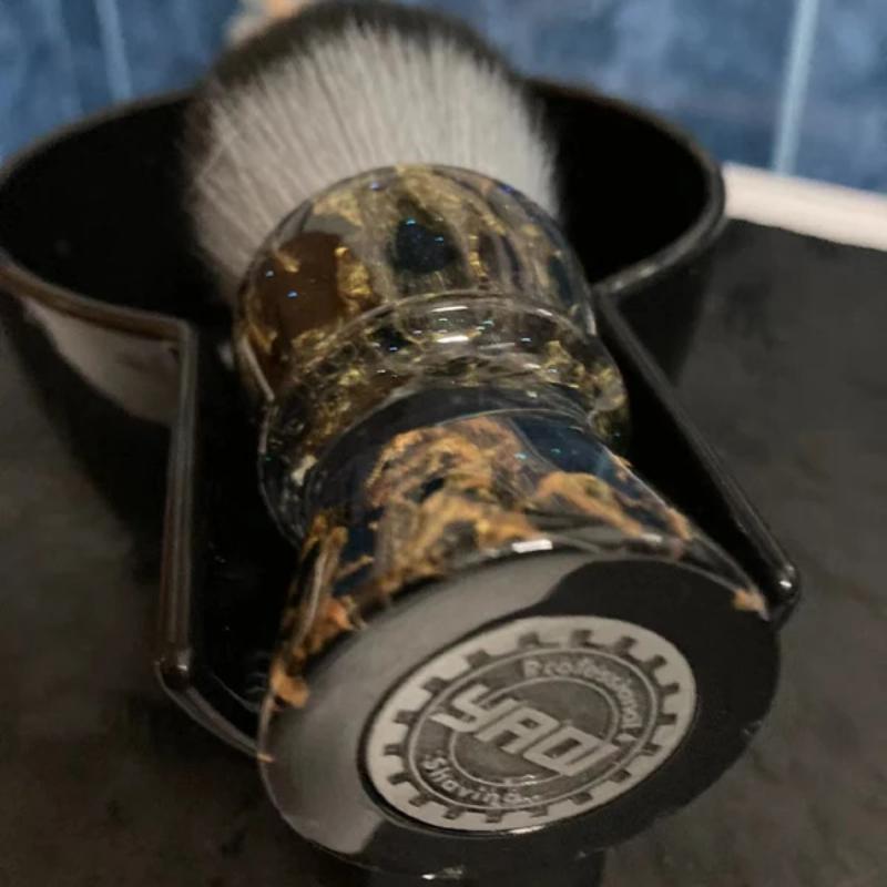 YAQI ROCKS 28mm Synthetic Hair Resin Handle Men Wet Shaving Brush Pursuing A Refined Lifestyle Provide Comfortable Shave For Men