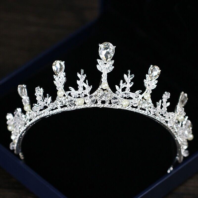 

Crystal Tiara Headpiece for Girls – Golden Frozen Elsa Crown Hair Accessory