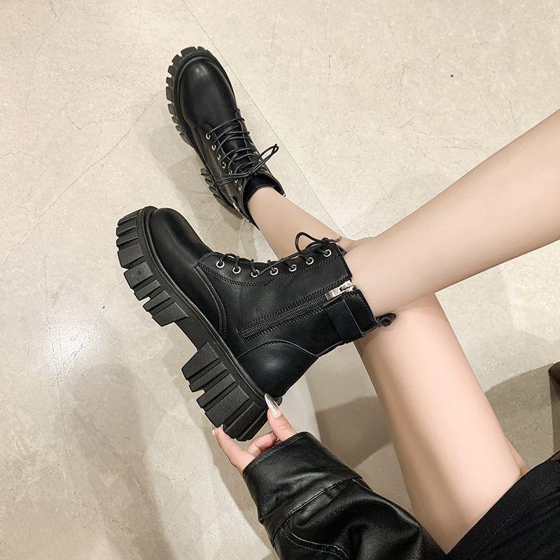 Fashion outer wear niche British style versatile platform Internet celebrity small short boots children 2025 autumn and winter handsome Martin boots