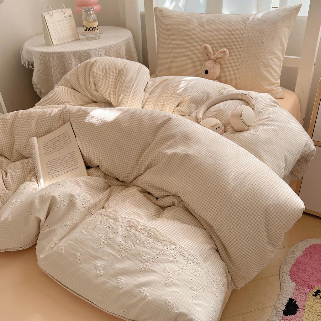 Lace Plaid Duvet Cover Set, Suitable for Bedrooms, Hotels, and  Dorms (1 Duvet Cover + 2 Pillowcases), (Inner Core Not Included)