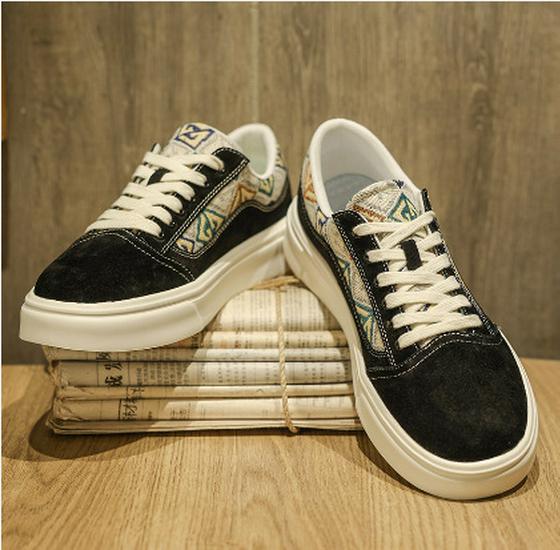 Men's 2024 New Trendy Canvas Sports Casual Sneakers - Breathable Korean Style for Autumn