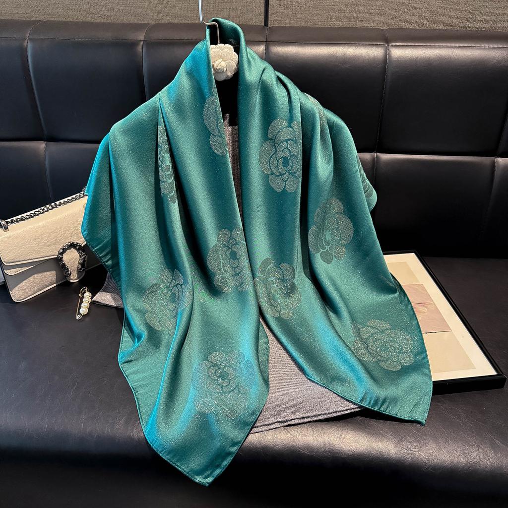 Fashion White-Collar Spring And Autumn Thin Imitation Silk Camellia High-End Silk Scarf Scarf Female Gift Retro Tencel Cotton Headscarf