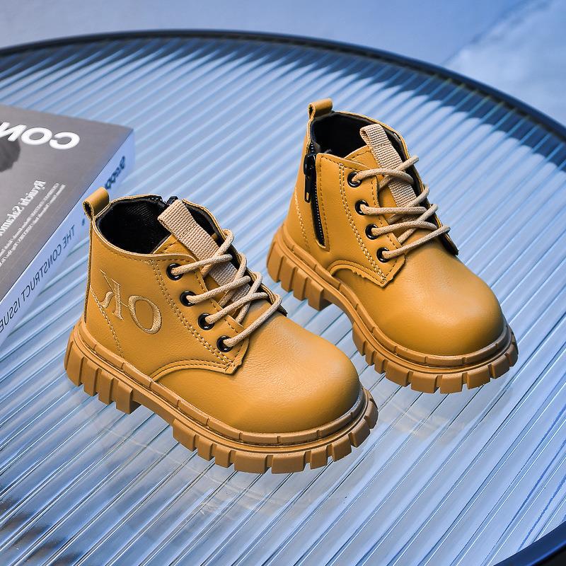 

Детские ботинки Мартин 2025 осень и зима новые одноклассницы девочки детские ботинки маленькие желтые ботинки мальчики повседневные короткие ботинки 21-25 5 pairs with one hand