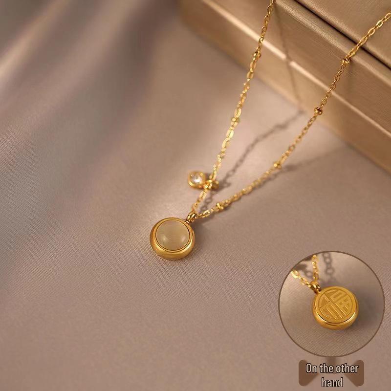 Elegant 18K Plated Titanium Steel Cross Necklace for Women - Light Luxury Clavicle Chain That Resists Fading